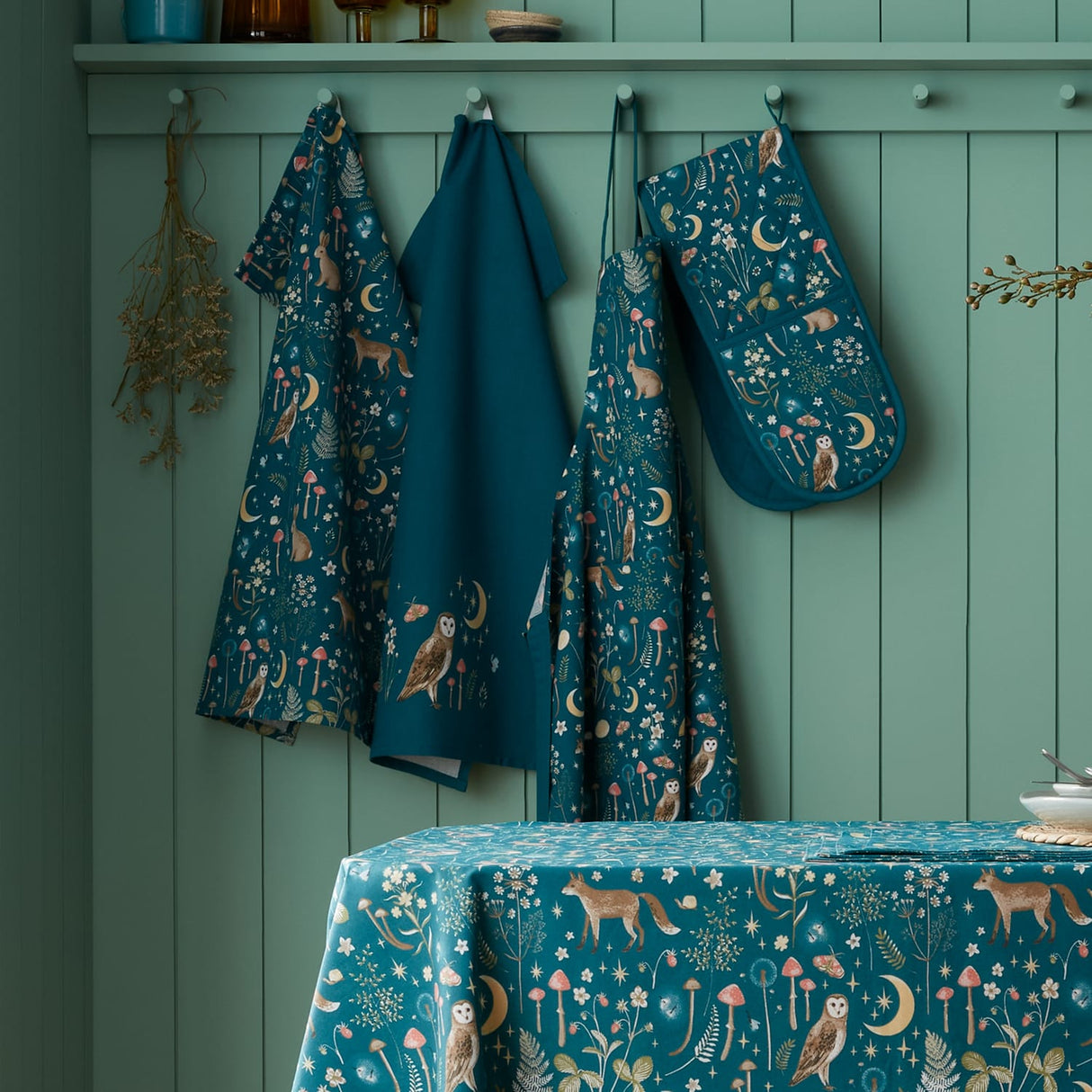 Catherine Lansfield Enchanted Twilight Animals Cotton Apron - Enchanted Twilight Animals Apron