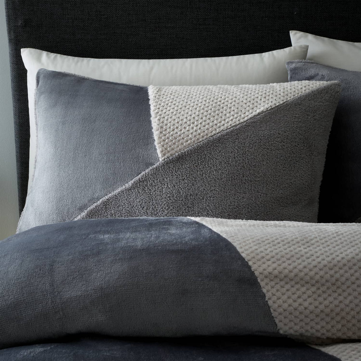 Catherine Lansfield Larsson Geo Cosy Collection Duvet Cover Set - Cosy Larsson Geo Duvet Set