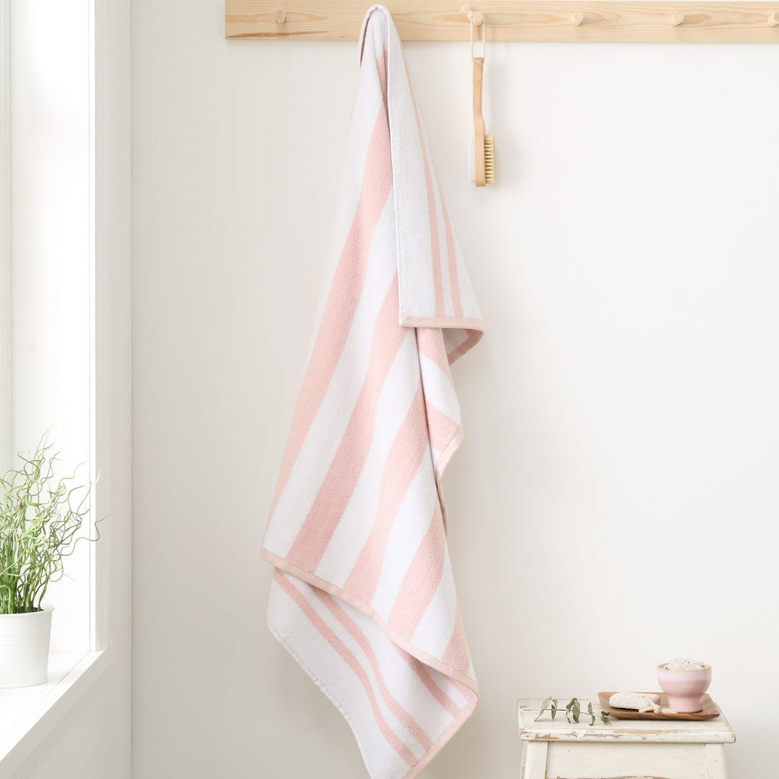 Bianca Reversible Stripe 600gsm Jacquard Blush Pink 100% Cotton Towels