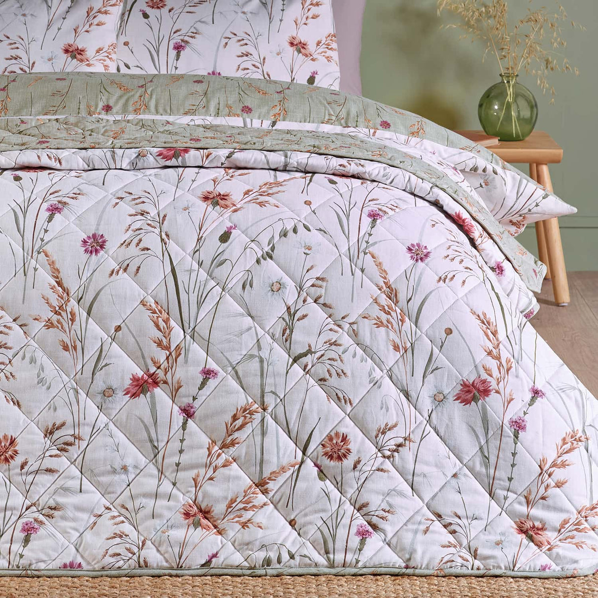 Catherine Lansfield Brushed Grasmere Floral Bedspread - Green