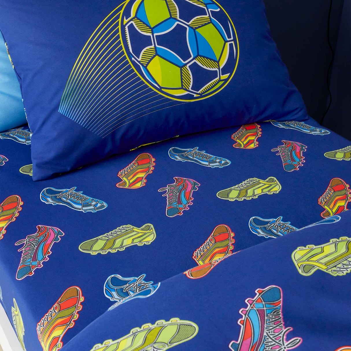 Catherine Lansfield Bright Football 25cm Deep Fitted Sheet