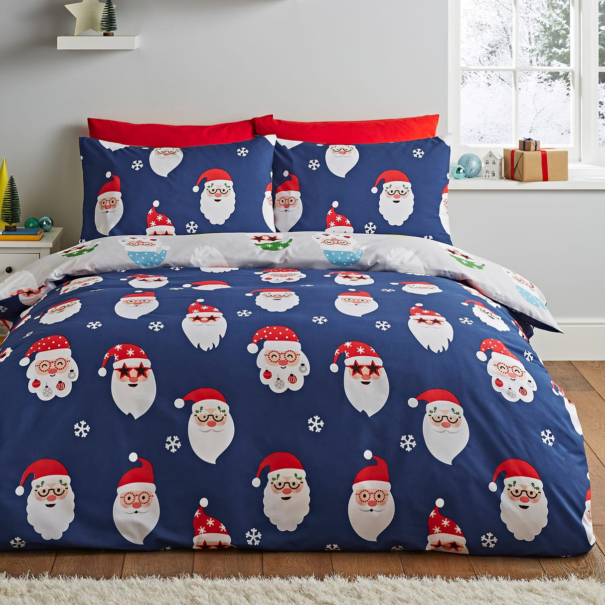 Catherine Lansfield Christmas Santa Spec-Tacular Duvet Cover Set - Christmas Spec-Tacular Duvet Set