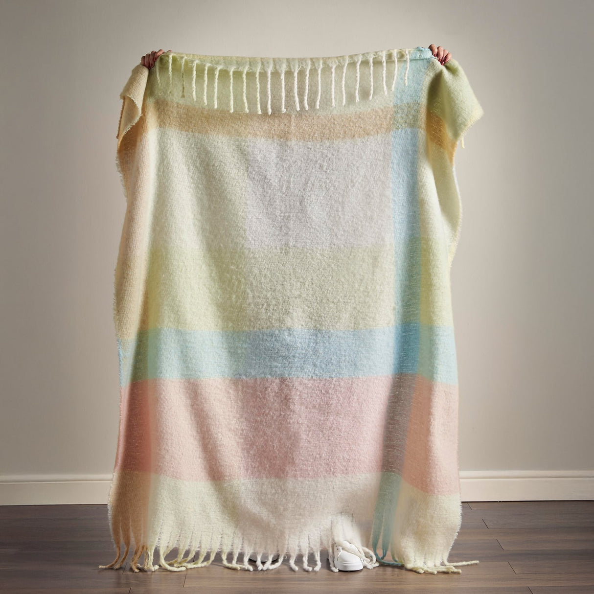 Catherine Lansfield Faux Mohair Check Cosy Throw Blanket 130cm x 170cm - Faux Mohair Throw Pastel