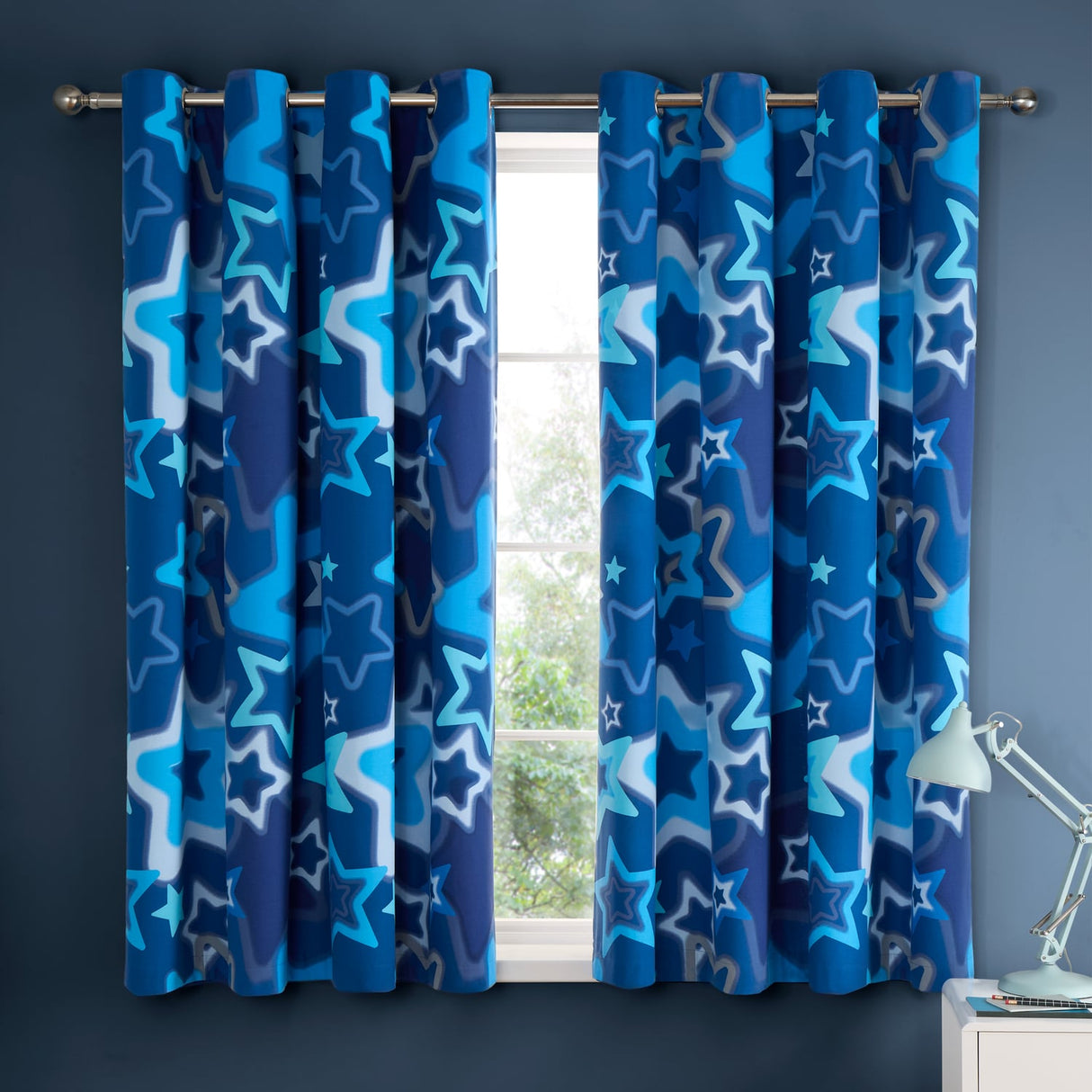 Catherine Lansfield Ombre Stars Kids Eyelet Curtains - Blue Polycotton - Ombre Stars Curtains Blue