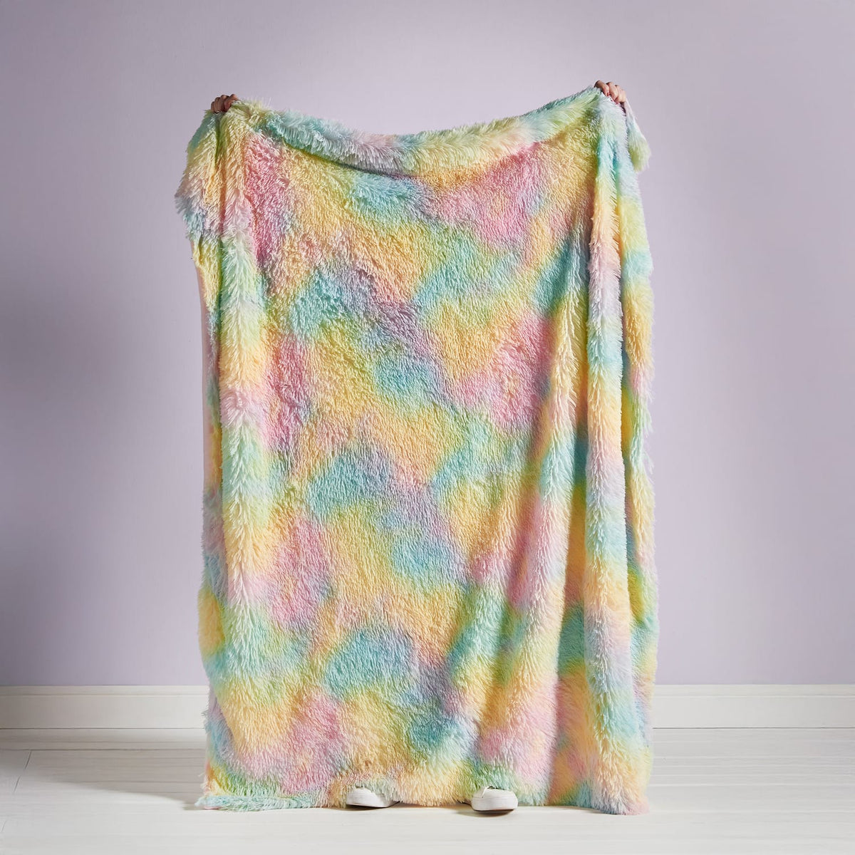 Catherine Lansfield Rainbow Cuddly Throw Cosy Kids Blanket - Rainbow Cuddly Throw