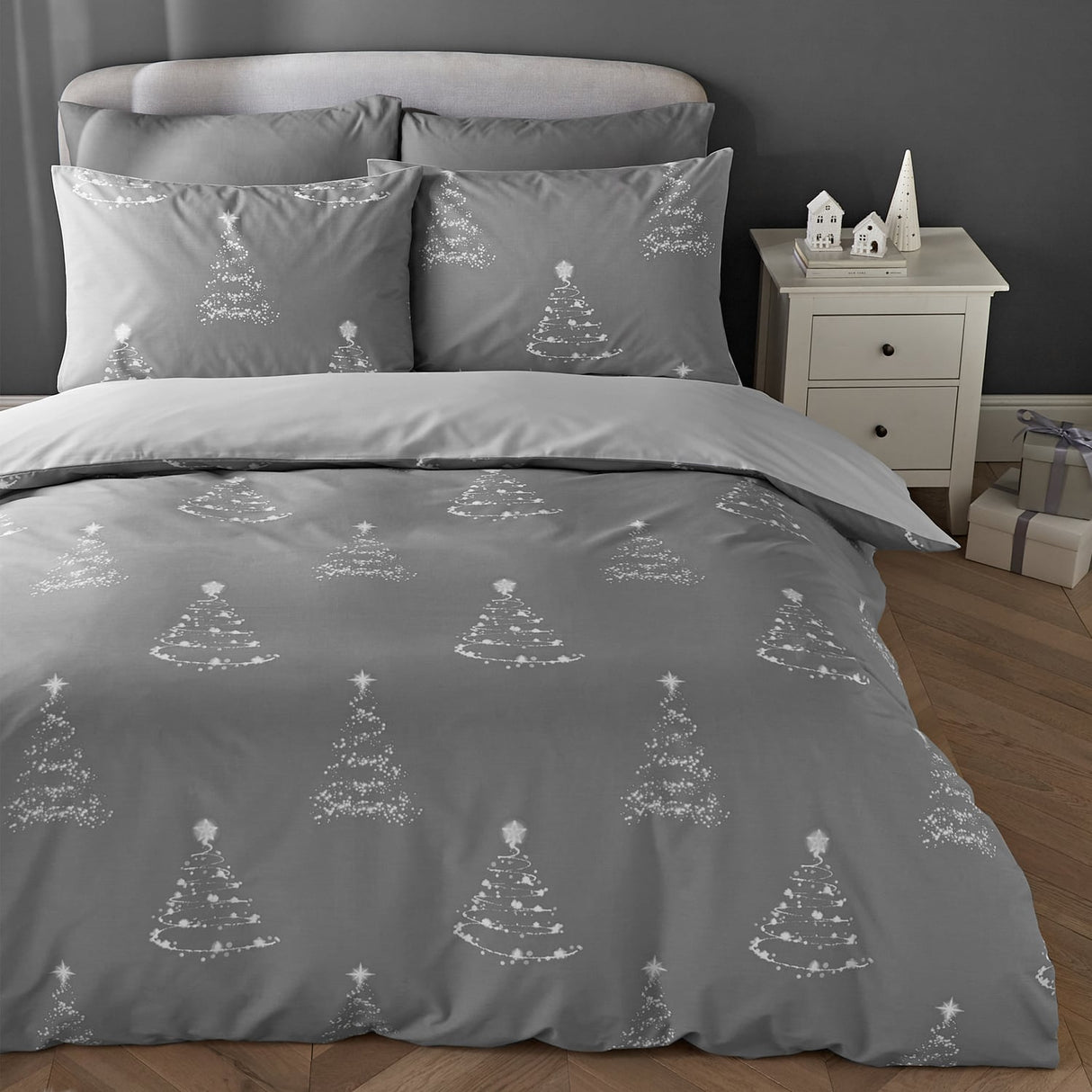 Catherine Lansfield A Lot Like Christmas Festive Duvet Cover Set - A Lot Like Christmas Duvet Set