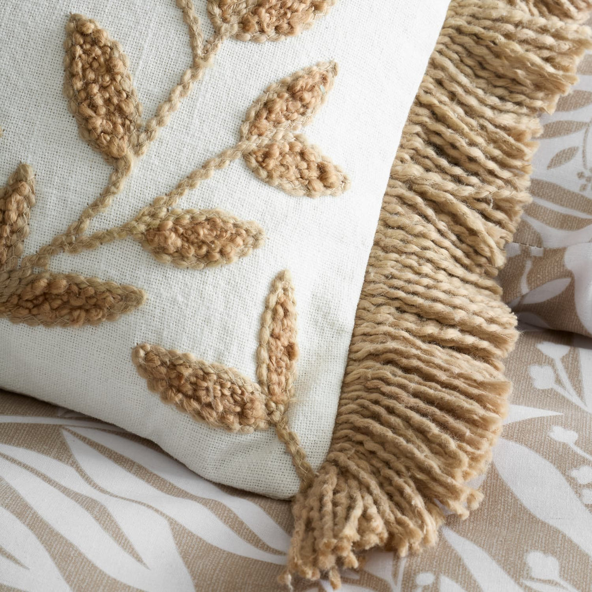 Catherine Lansfield Tufted Sorrel Leaf Filled Cushion 30cm x 40cm - Sorrel Leaf Natural Cushion