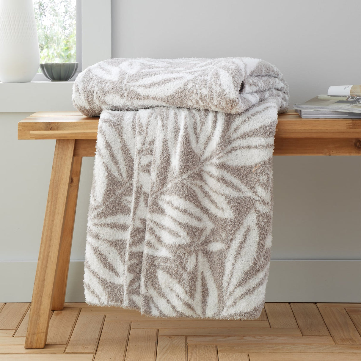 Catherine Lansfield Sorrel So Soft Throw 130cm x 170cm - So Soft Sorrel Throw Natural