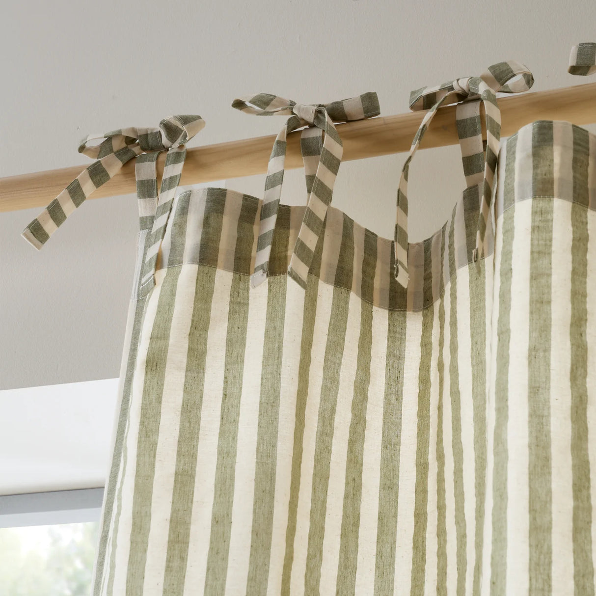 Pineapple Elephant Zanzibar Woven Stripe Voile Eyelet Curtain Panel 3