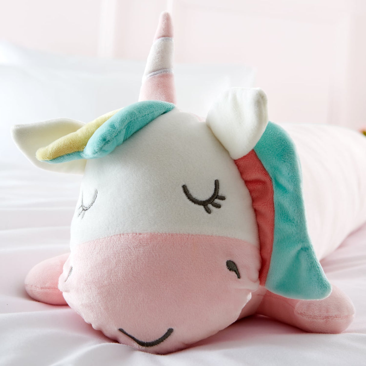 Catherine Lansfield Cuddle Friends Unicorn 3D Kids Filled Cushion - Cuddle Friends Unicorn Cushion