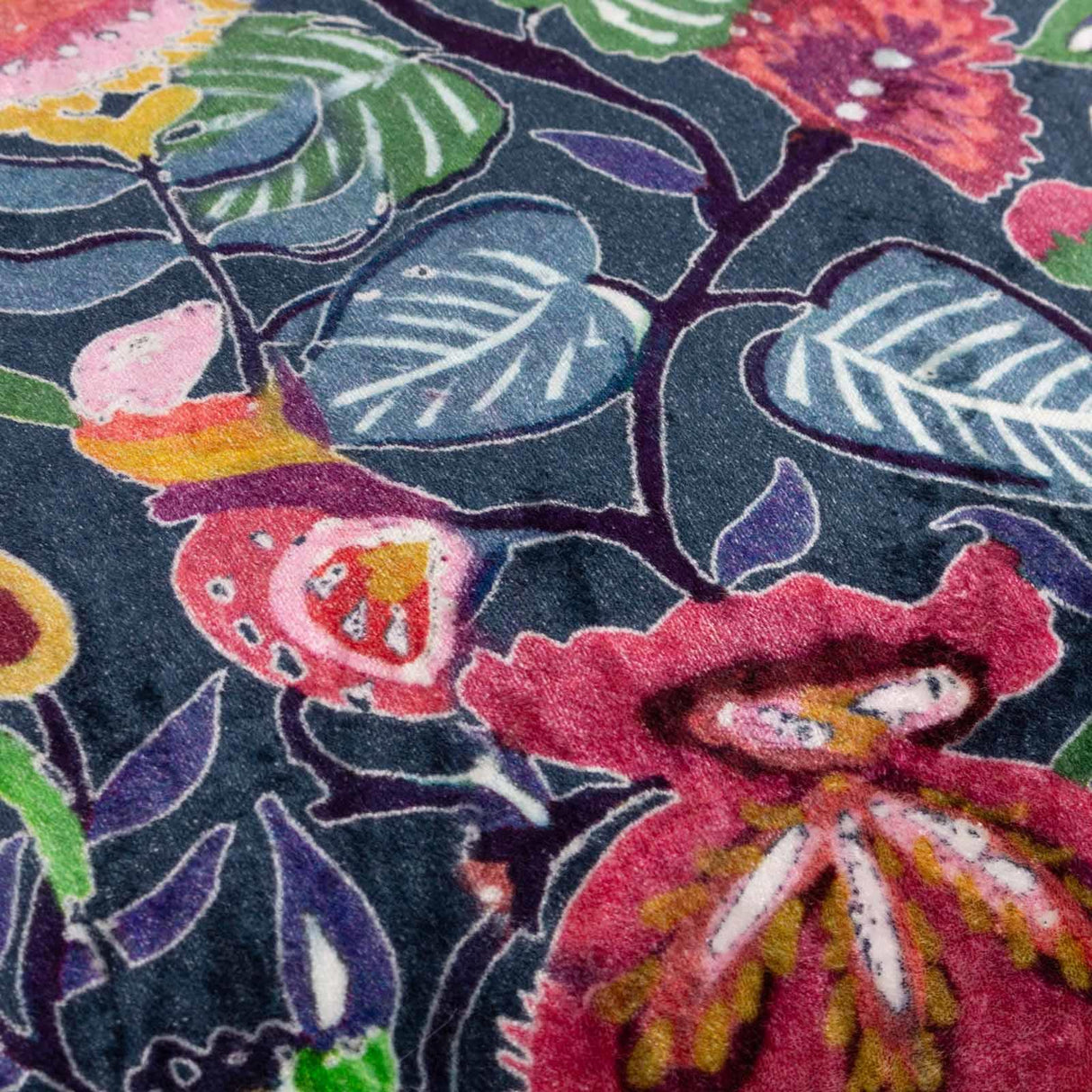 Glorine Cushion Cover 20" x 20" (50cm x 50cm) by Wylder Tropics 5