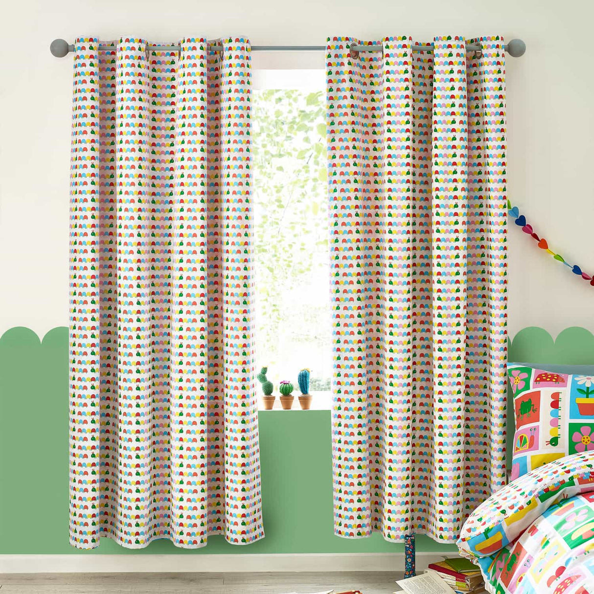 Catherine Lansfield Curious Caterpillar Kids Eyelet Curtains Polycotton - Curious Caterpillar Curtains