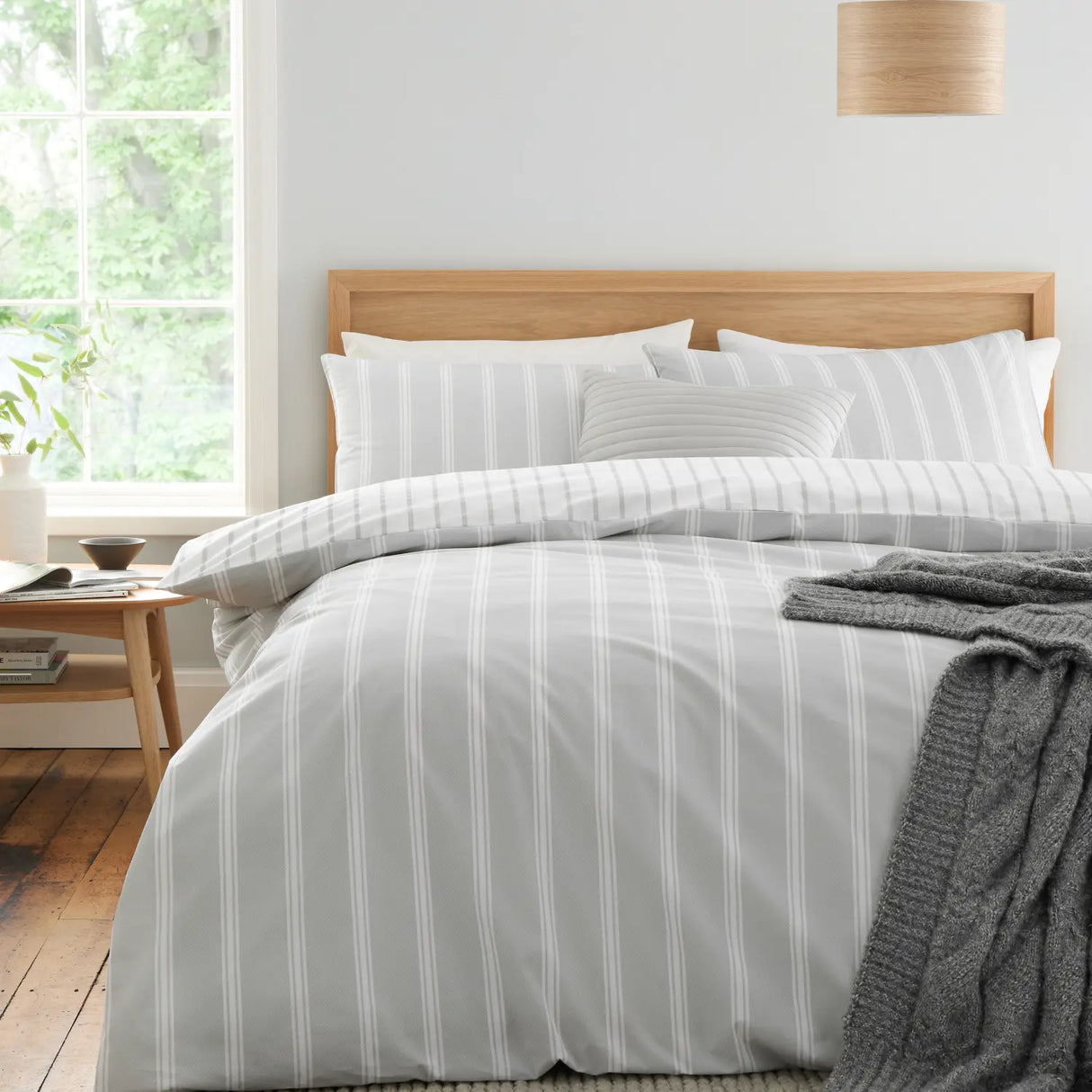 Bianca Ashford Stripe 200 Thread Count Cotton Percale Reversible Duvet Cover Set