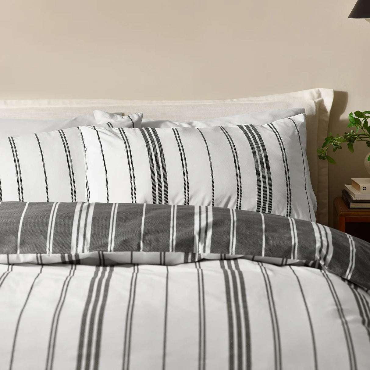 Catherine Lansfield Harbour Stripe Reversible Duvet Cover Set with Pillowcase