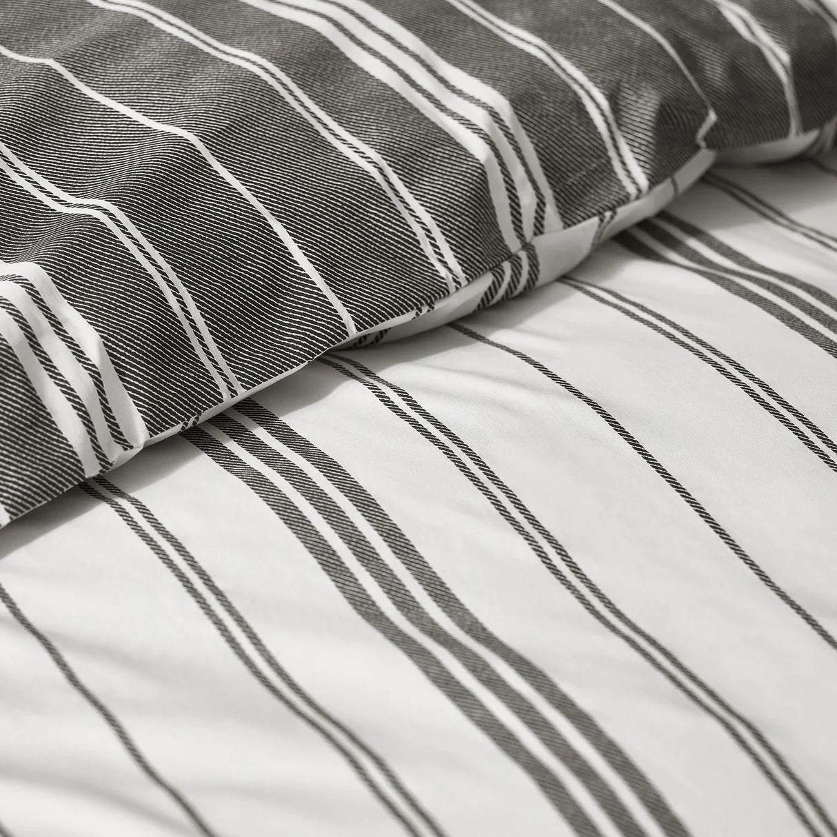 Catherine Lansfield Harbour Stripe Reversible Duvet Cover Set - Black image 5