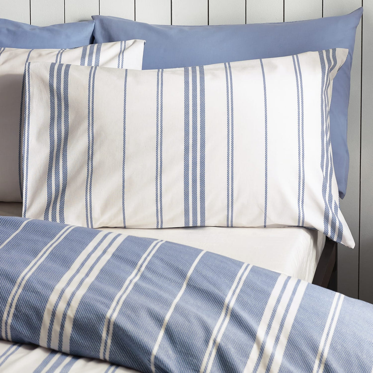 Catherine Lansfield Harbour Stripe Duvet Cover Set - Harbour Stripe Duvet Set