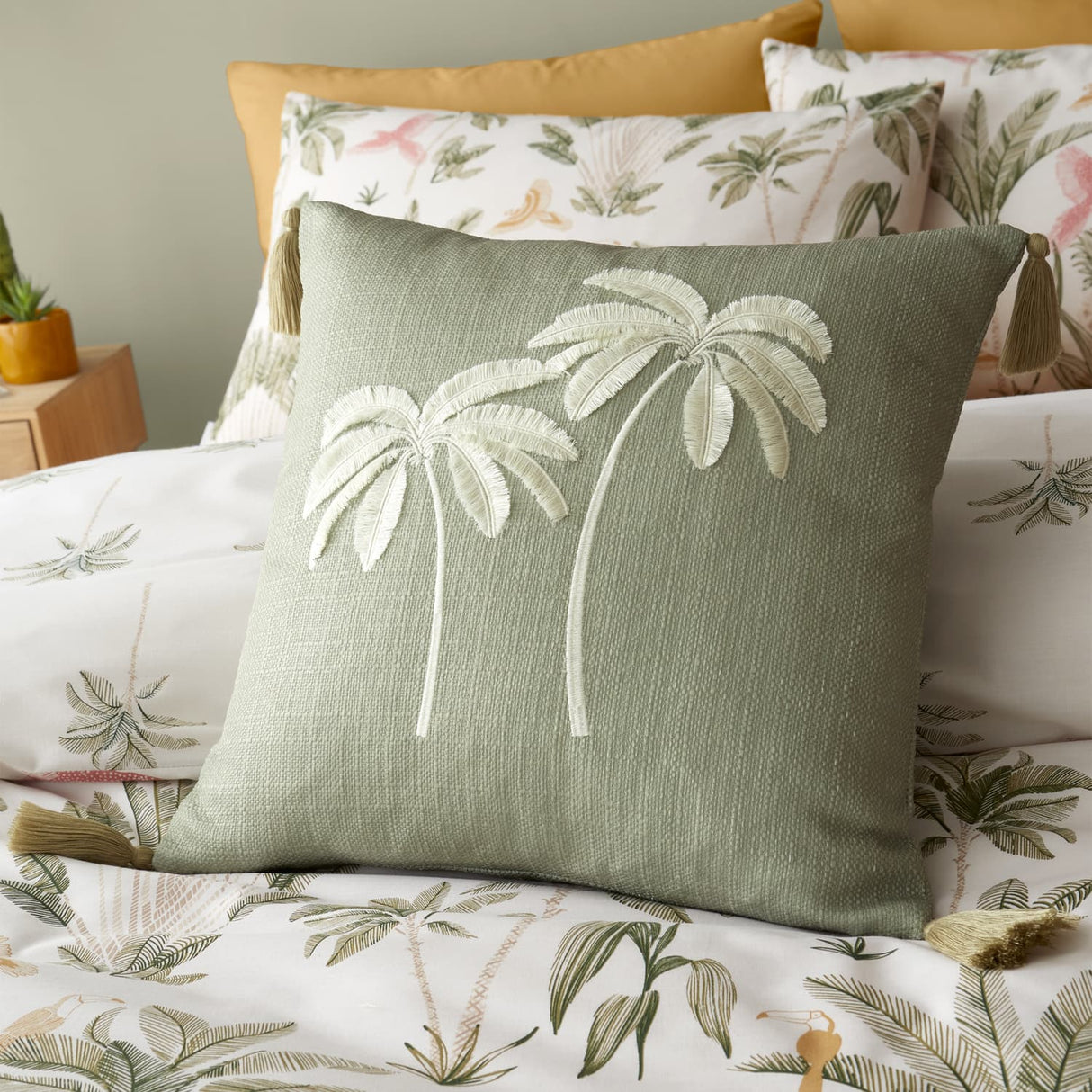 Catherine Lansfield Paradiso Palm Tropical Filled Cushion 45cm x 45cm - Clay - Paradiso Palm Sage Cushion