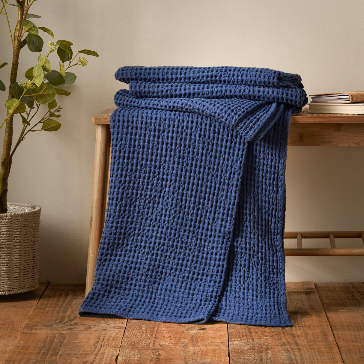 Pineapple Elephant Jaipur Chunky Waffle 100% Cotton Throw – Navy Blue – 150cm x 200cm - Jaipur Waffle Navy Throw
