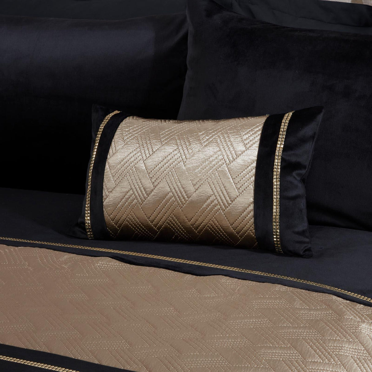 Capri Boudoir Cushion - Silver image 2