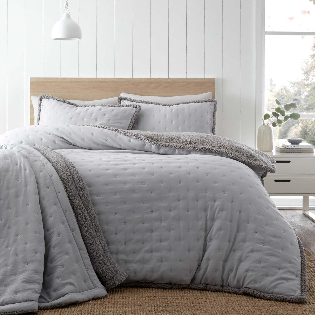 Cosy Nori Sherpa Duvet Cover Set by Catherine Lansfield