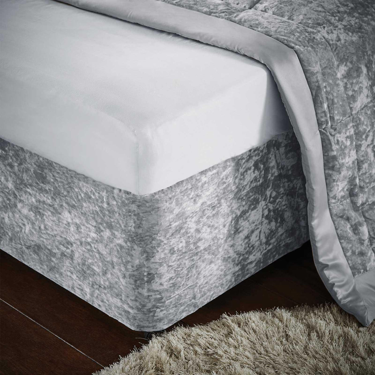 Crushed Velvet Divan Base Wrap by Catherine Lansfield