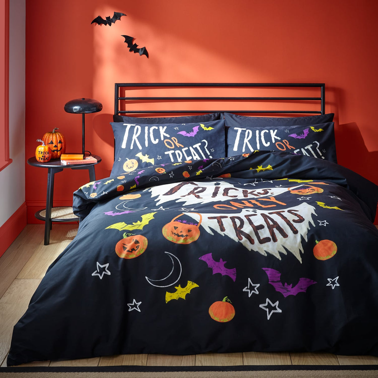 Catherine Lansfield Trick Or Treat Halloween Duvet Cover Set - Black - Halloween Trick Or Treat Duvet Set