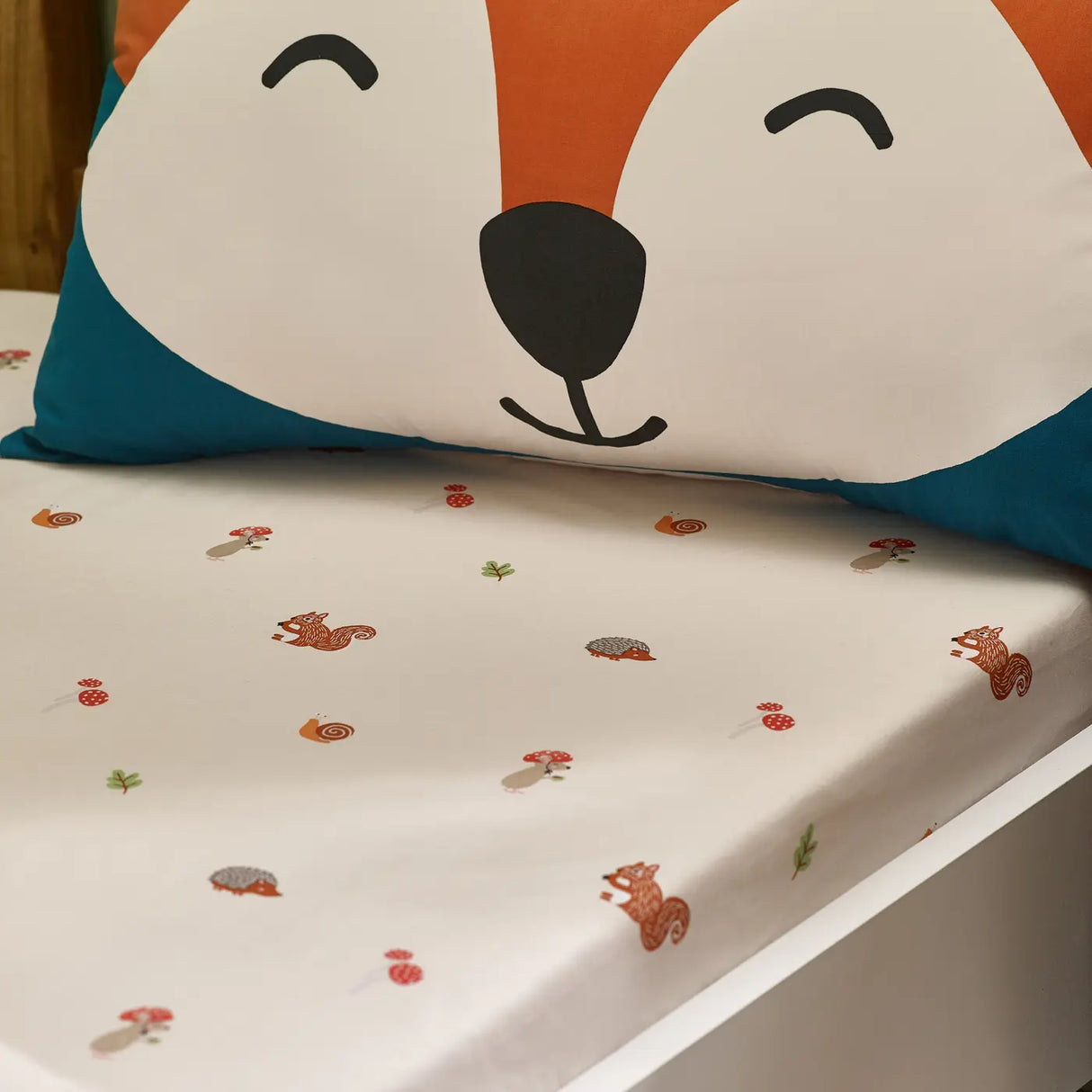 Catherine Lansfield Fox and Woodland Friends Fitted Sheet