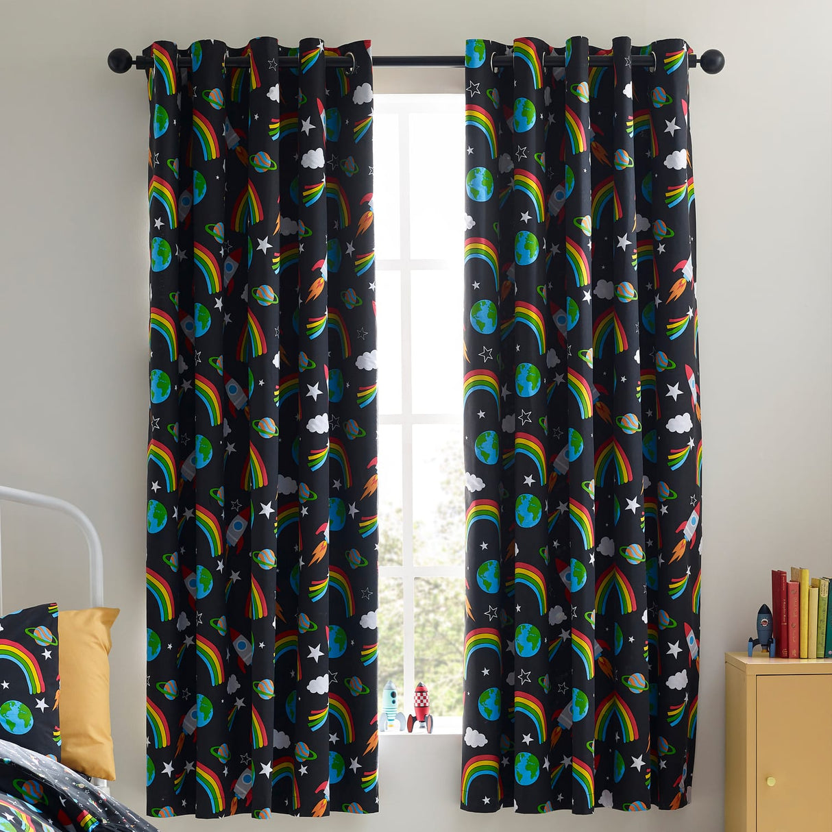 Catherine Lansfield Rainbow Rockets Eyelet Curtains Polycotton - Black - Rainbow Rockets Curtains
