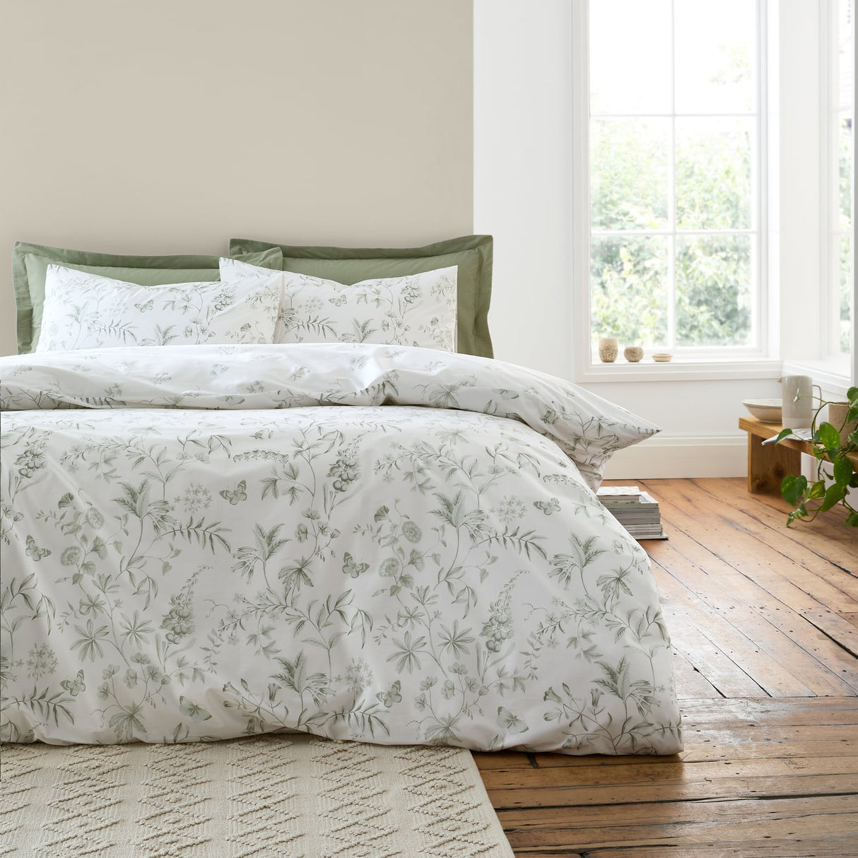 Bianca Fine Linens Thea Floral Duvet Cover Set - Thea Floral Duvet Set