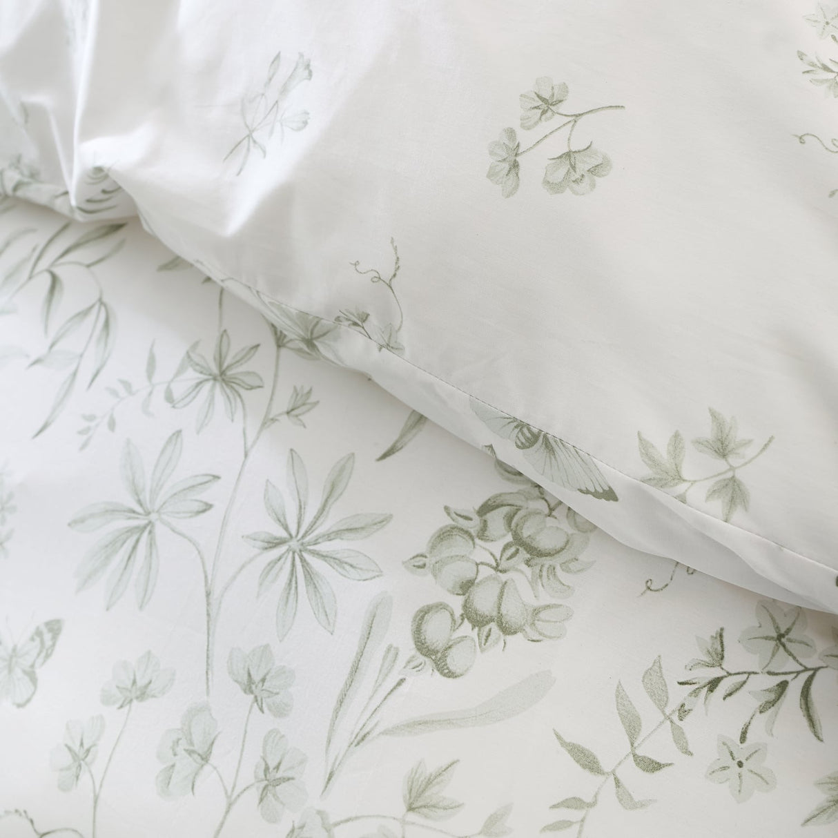 Bianca Fine Linens Thea Floral Duvet Cover Set - Thea Floral Duvet Set