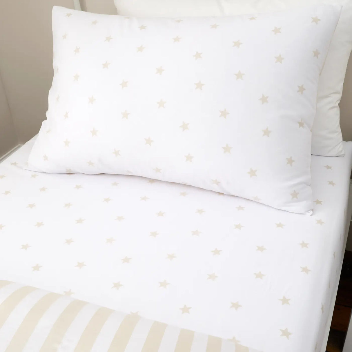 Bianca Mini Star & Stripes Cotton Fitted Sheet - Natural