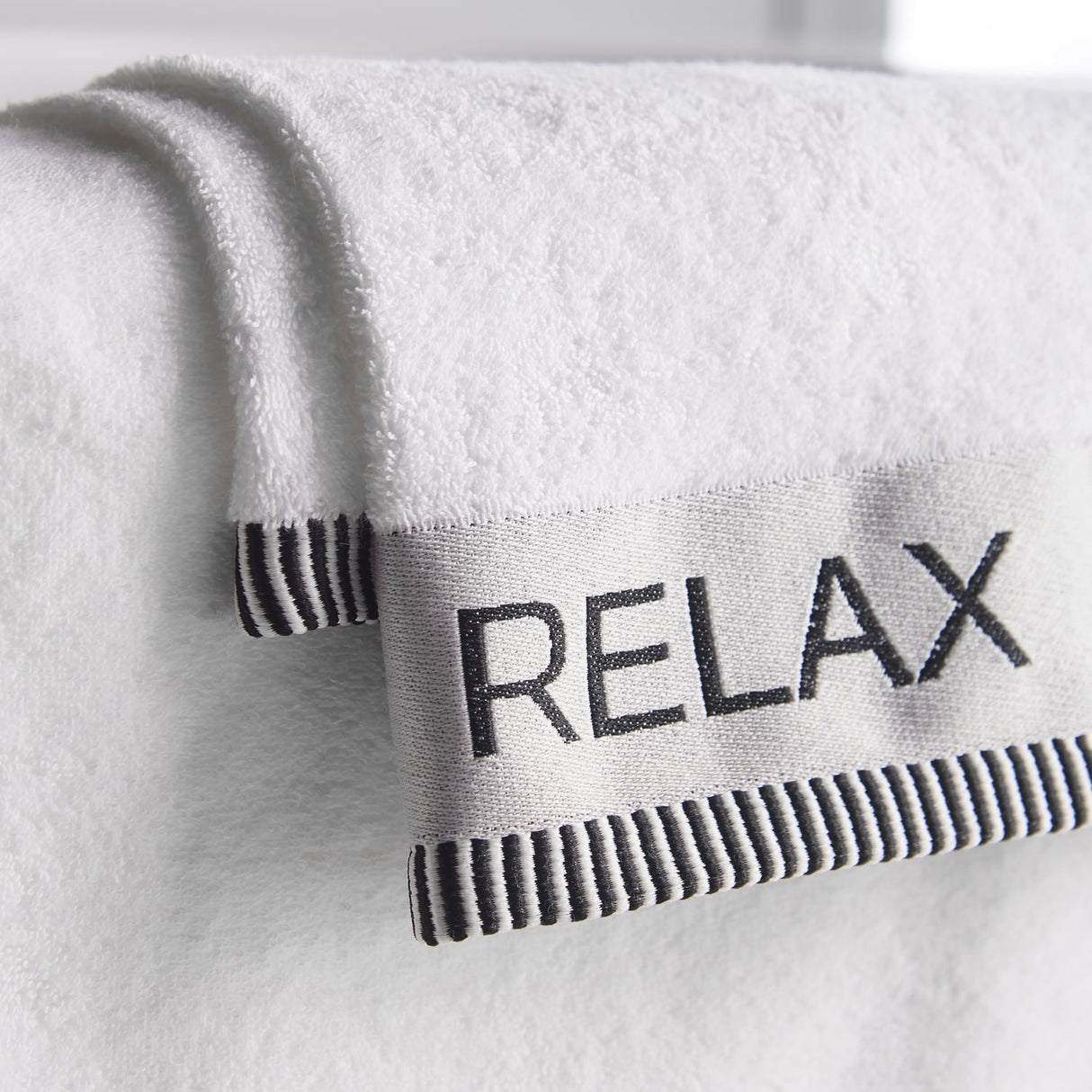 Catherine Lansfield Soak 1600 GSM White Bath Mat 50x80cm - Relax And Unwind White