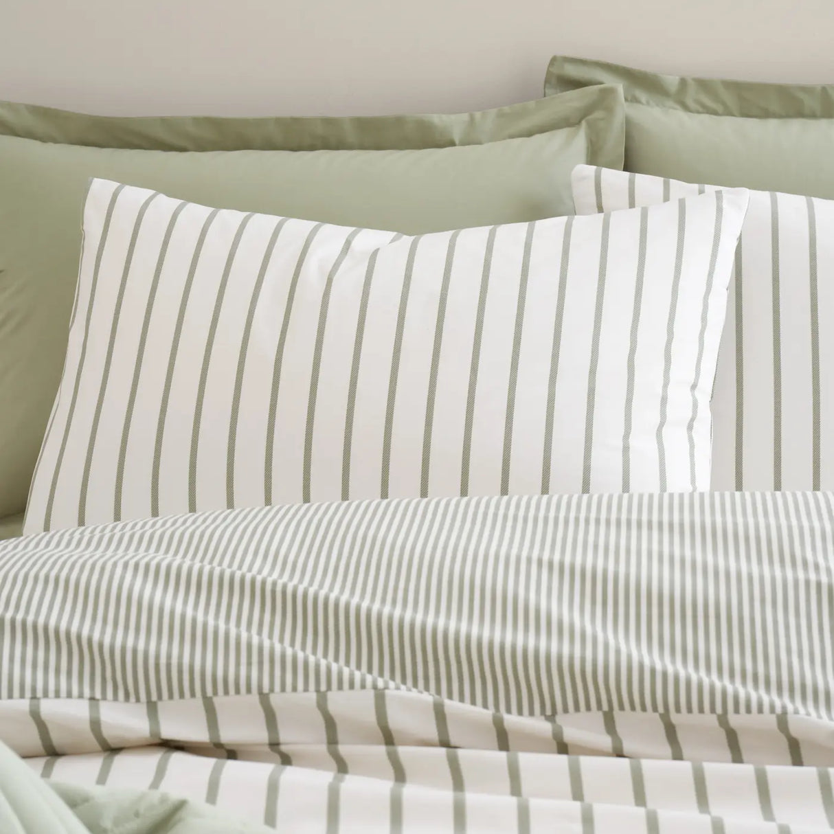 Bianca Hampton Stripe 200 Thread Count Cotton Reversible Duvet Cover Set - Green image 11