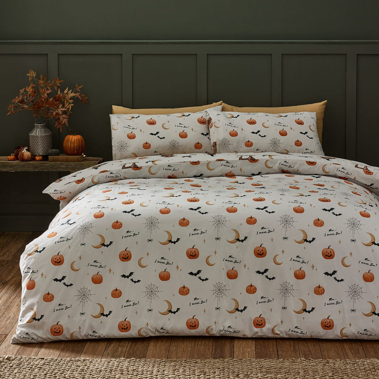 Catherine Lansfield Halloween Highland Cow Duvet Cover Set - Natural - Halloween Highland Cow Duvet Set