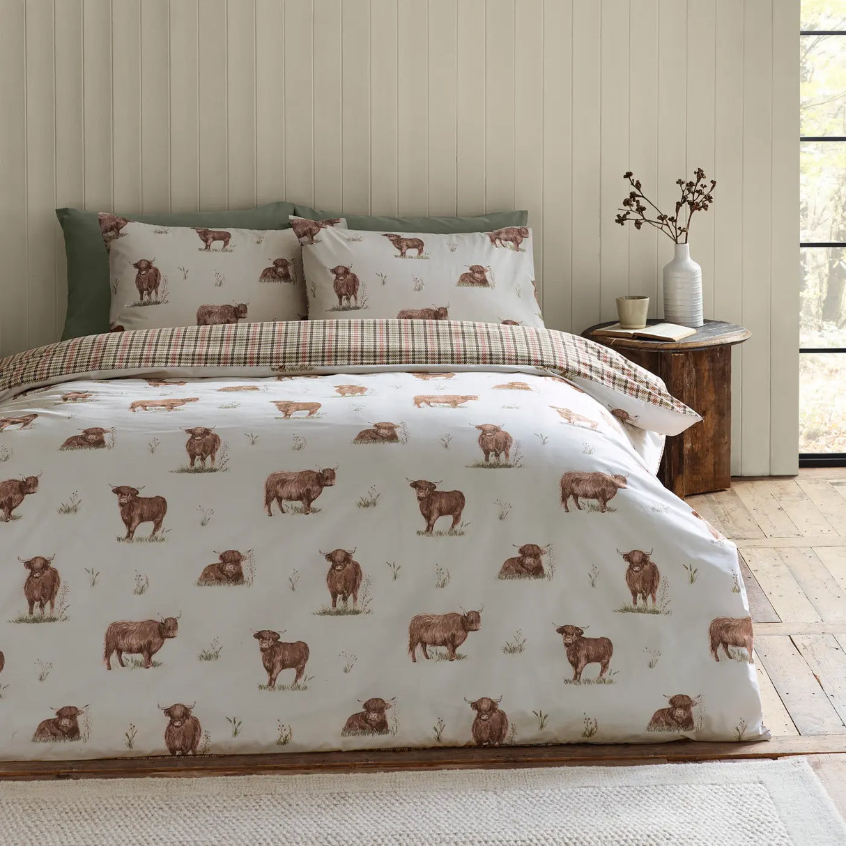 Angus Highland Cow Duvet Cover by Catherine Lansfield