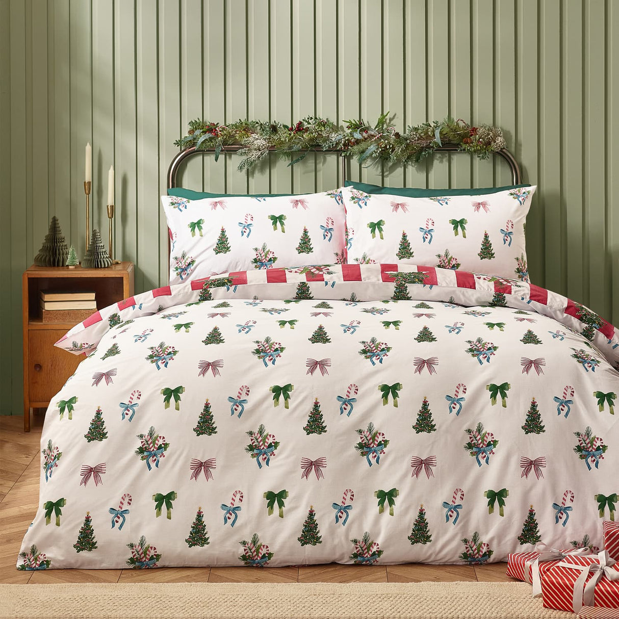 Catherine Lansfield Christmas Stripe Duvet Cover Set - Red - Christmas Stripe Duvet Set