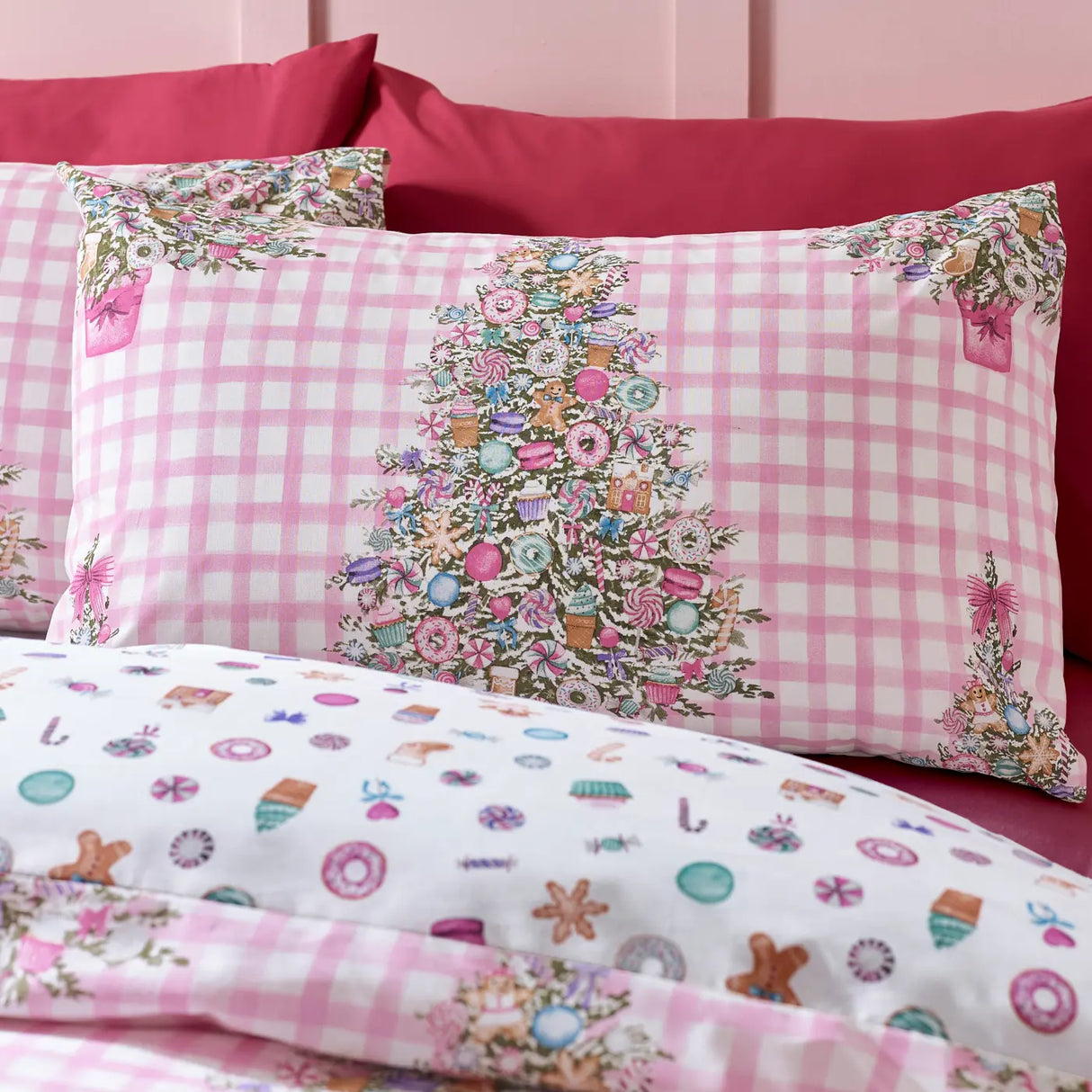 Catherine Lansfield Christmas Sweets and Treats Festive Duvet Cover Set 3