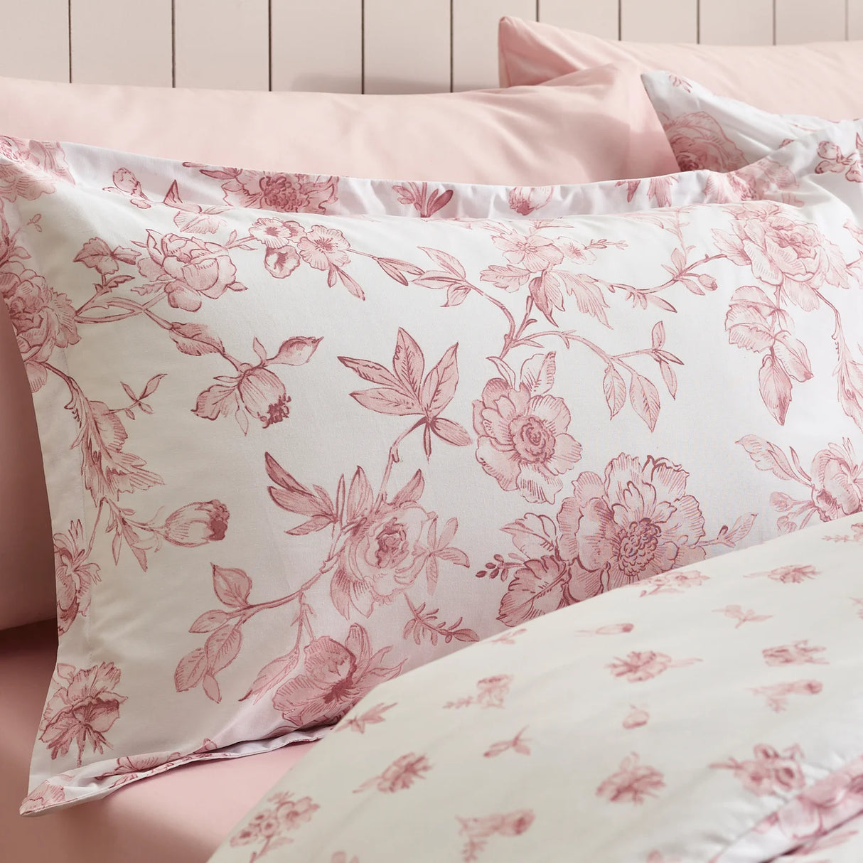 Catherine Lansfield Mirabelle Floral Reversible Duvet Cover Set with Pillowcase