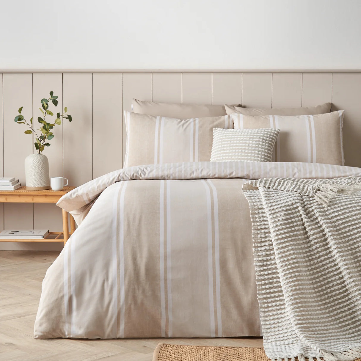 Catherine Lansfield Banded Stripe Reversible Duvet Cover Set with Pillowcase