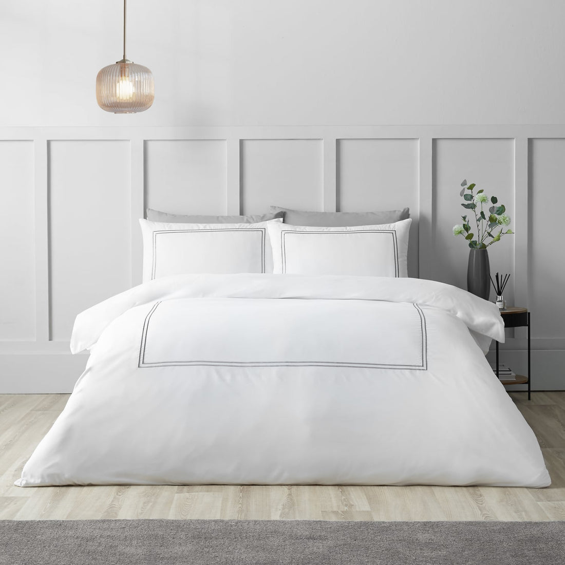 Catherine Lansfield So Soft Mono Satin Stitch Duvet Cover Set
