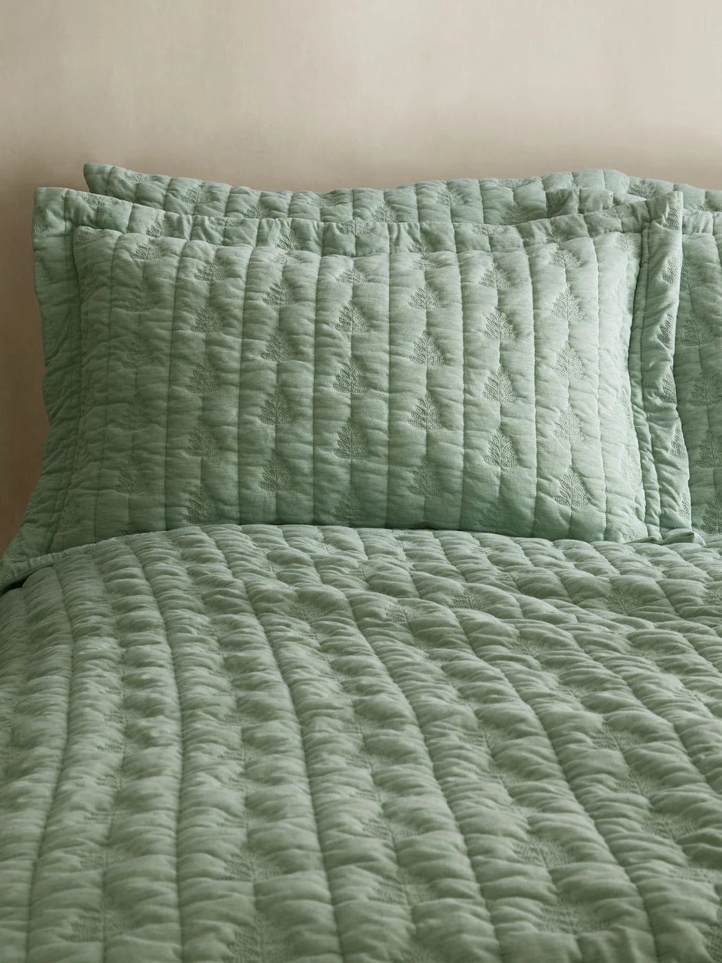 Pineapple Elephant Tamba Leaf Pillowcases - Green