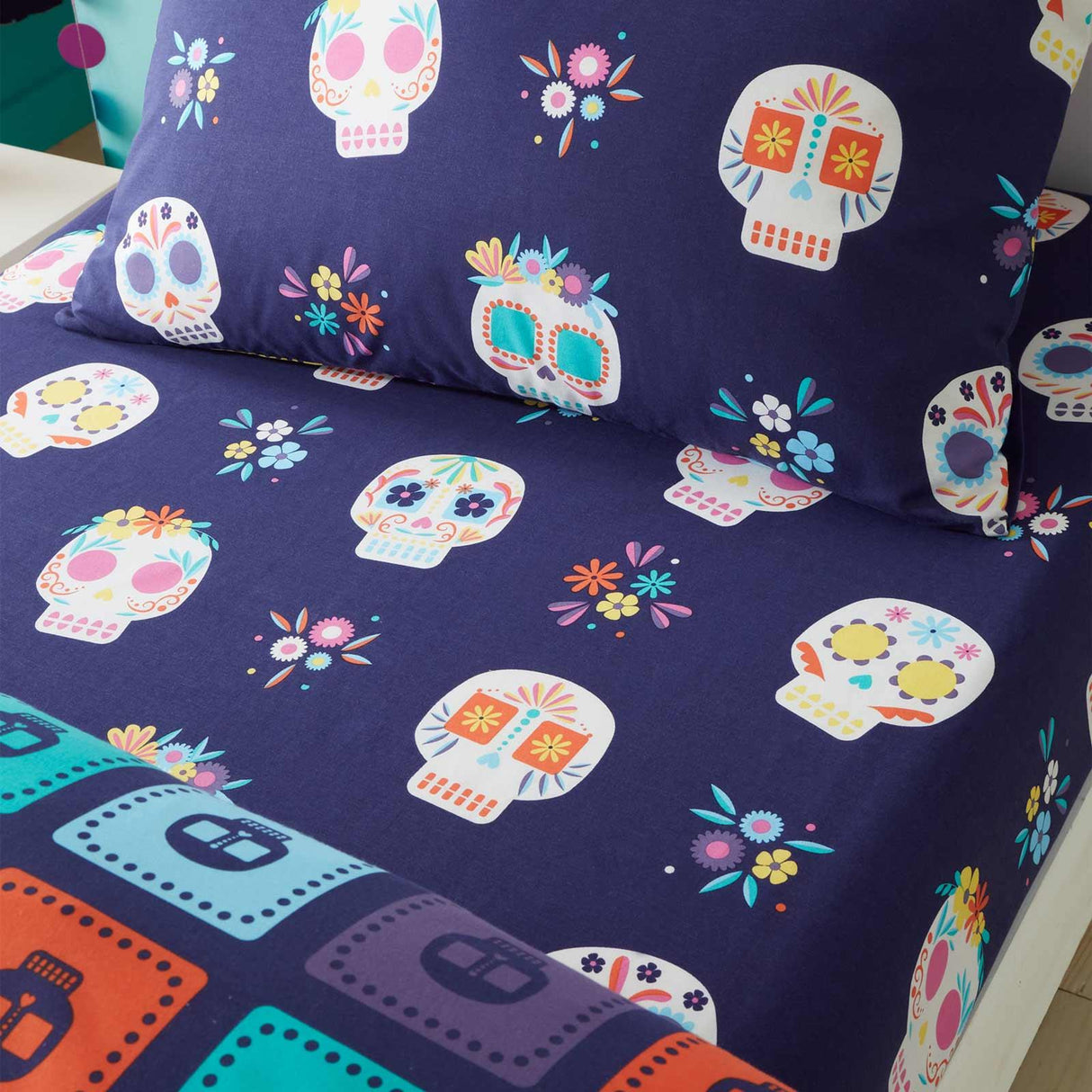 Sugar Skull Fiesta Fitted Sheet by Catherine Lansfield