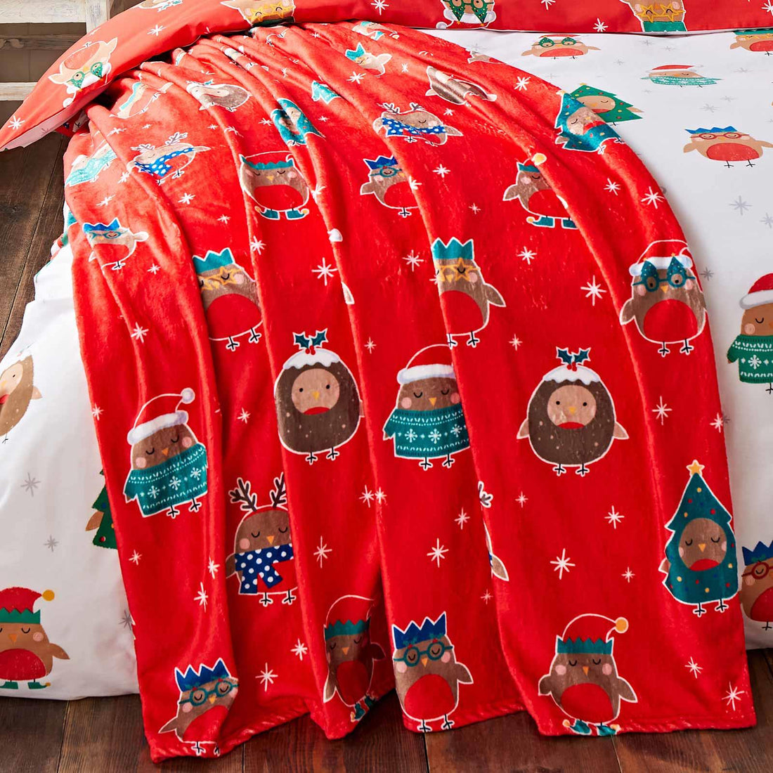 Catherine Lansfield Christmas Party Robins Cosy Festive Throw Blanket
