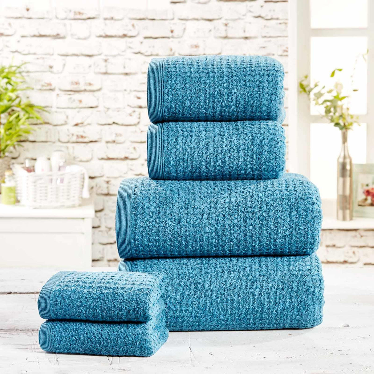 Waffle 450gsm Towel Bale Collection by Rapport Home