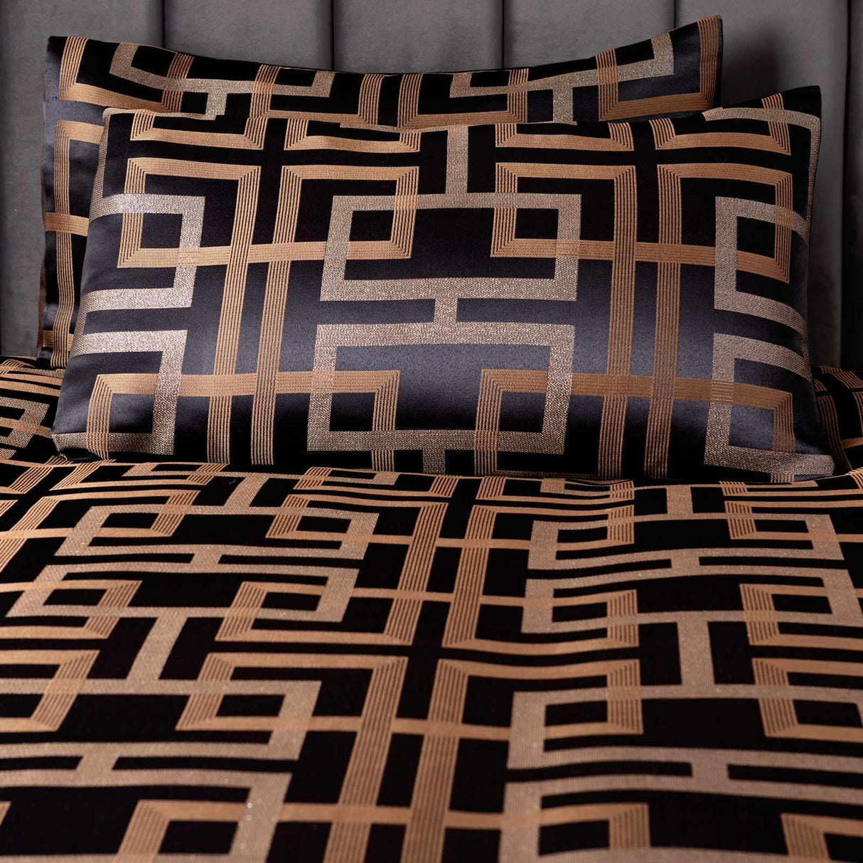 Bardon Jacquard Duvet Cover Set