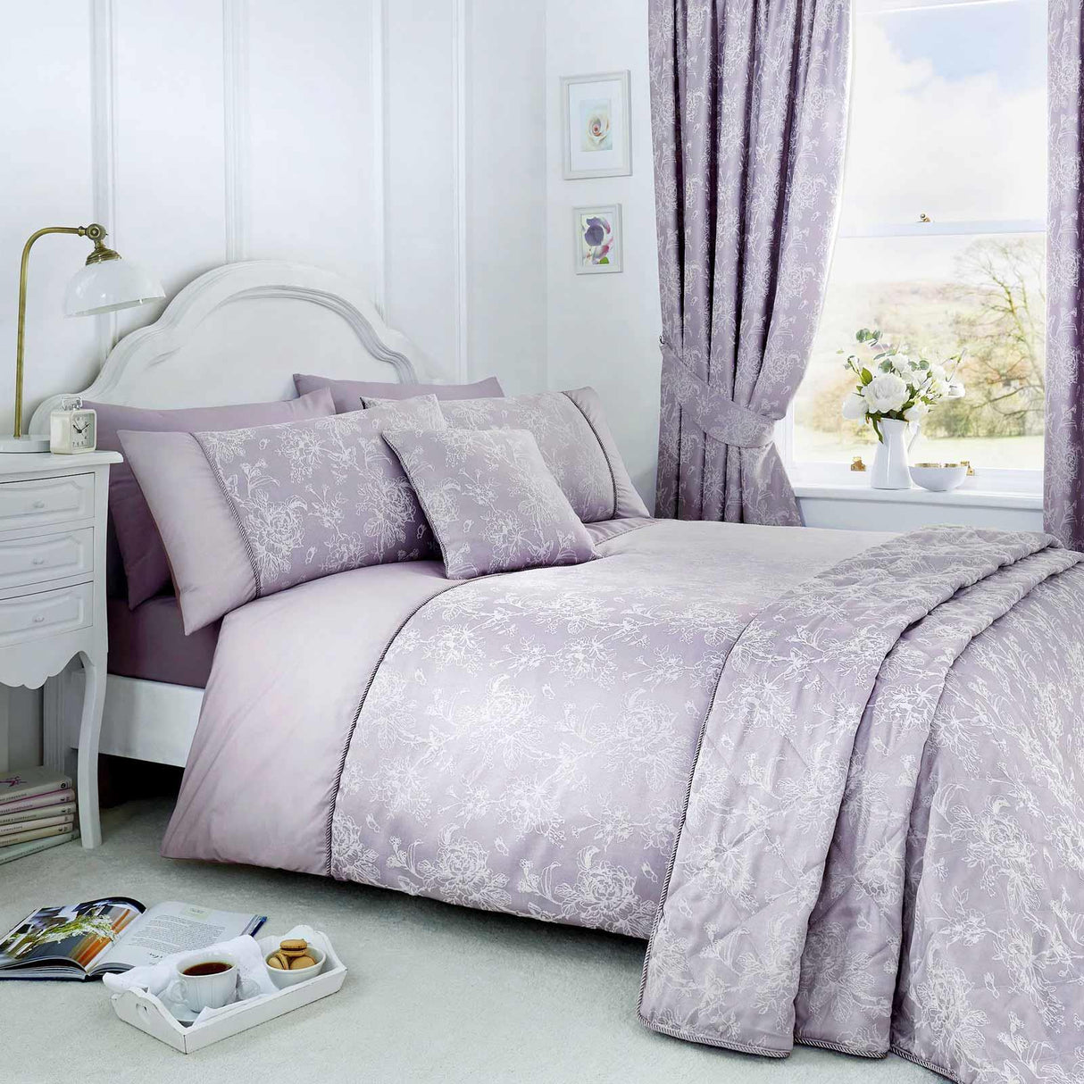 Jasmine Luxury Duvet Cover Set by Dreams & Drapes Woven