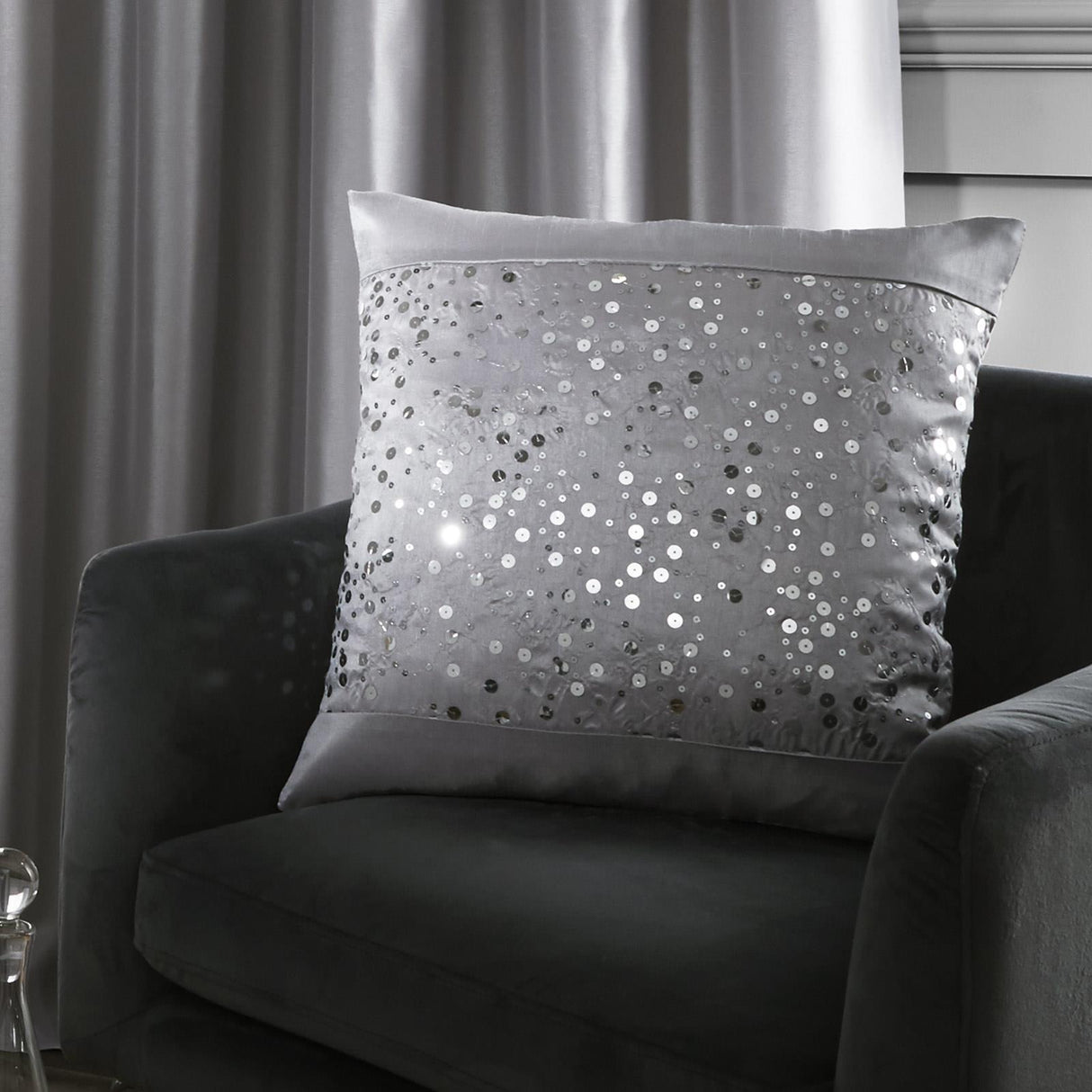 Catherine Lansfield Glitzy Cushion Cover 43cm x 43cm