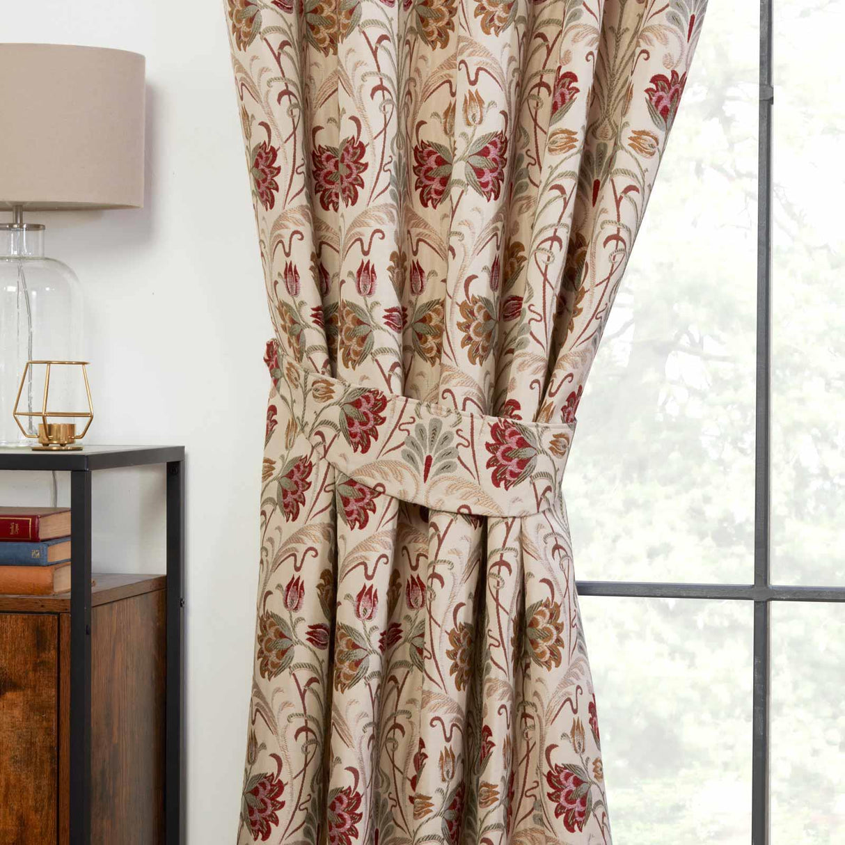 Aylesbury Tapestry Tie Back by Sundour