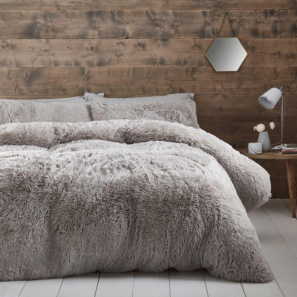Cuddly Faux Fur Silver Duvet Cover Set