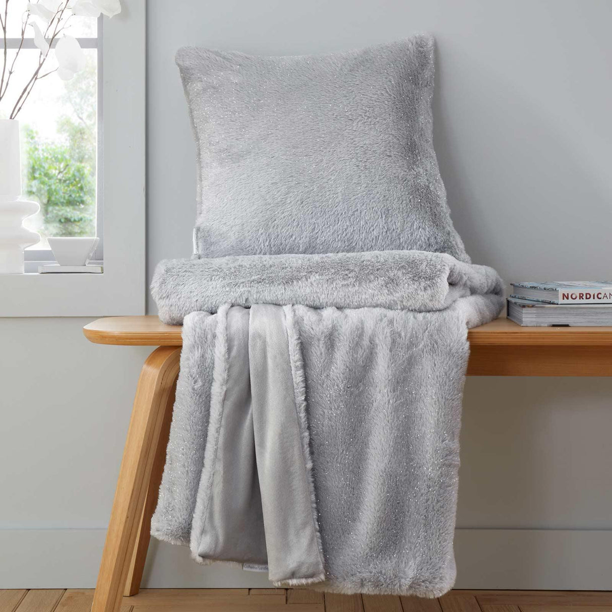 Catherine Lansfield Glamour Throw 130cm x 170cm 10